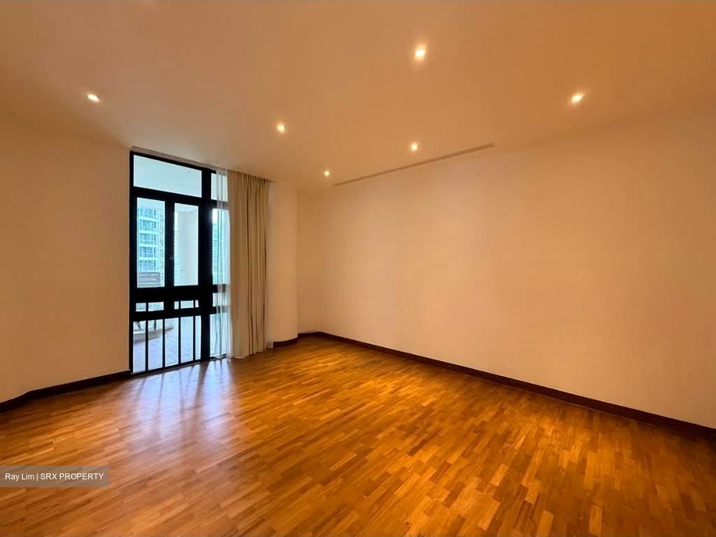 The Colonnade (D10), Condominium #542742391